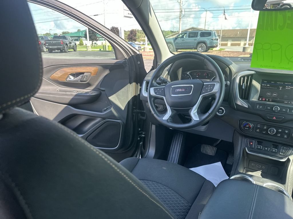 Used 2020 GMC Terrain SLE w/ Driver Convenience Package AWD/4WD image 15