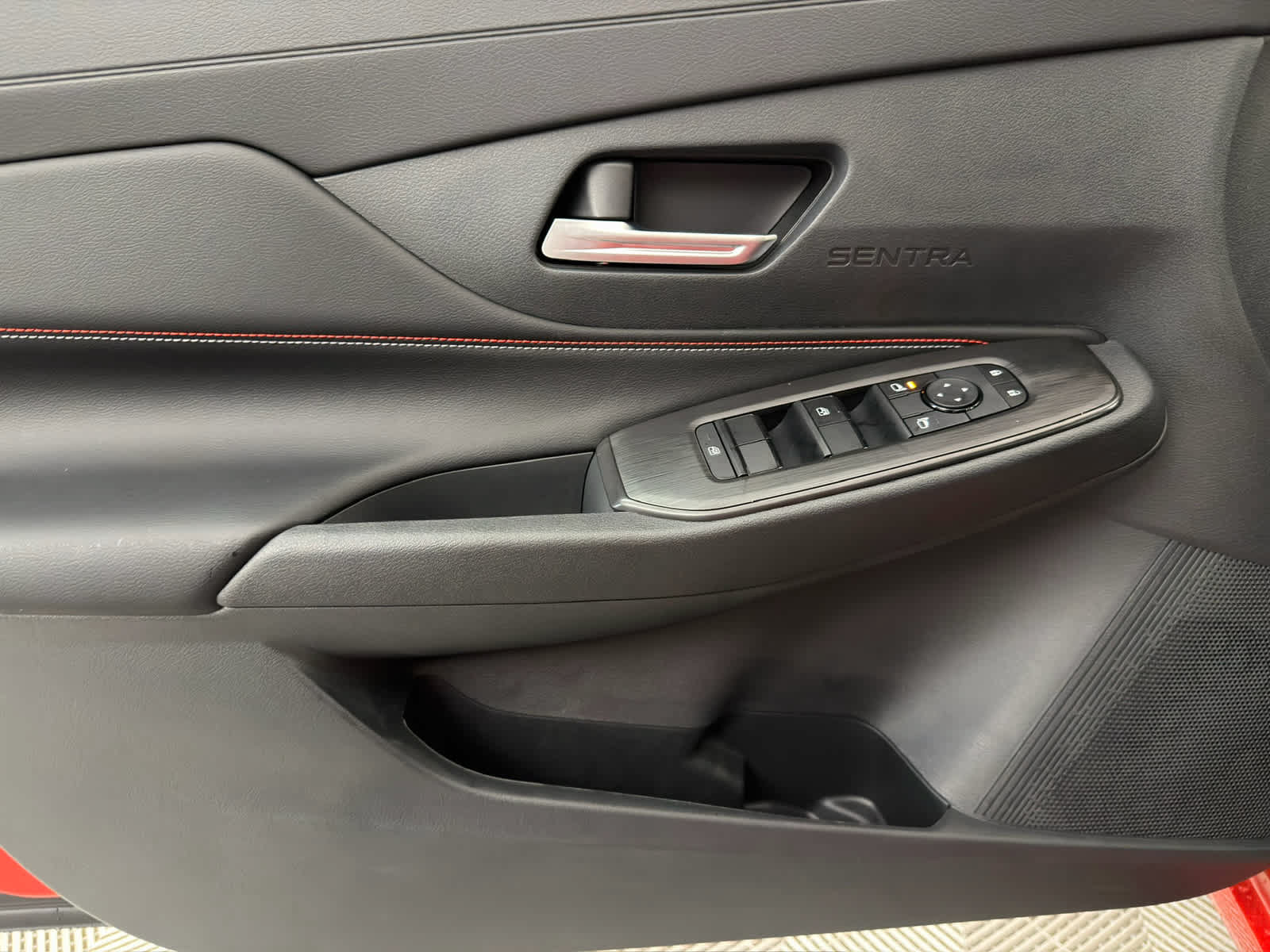 New 2027 Nissan Sentra SR w/ Floor Mat Package FWD image 22