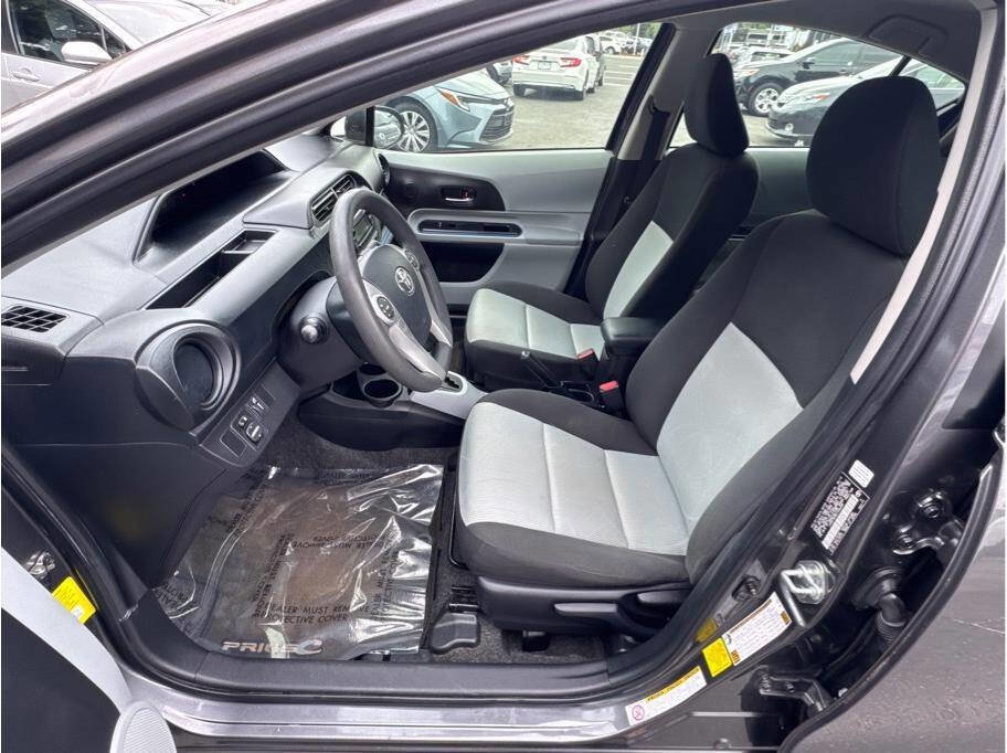 Used 2013 Toyota Prius C Two FWD image 7