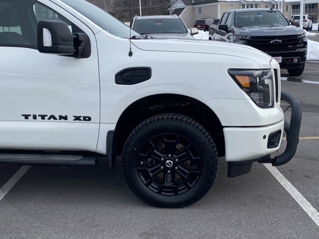 Used 2018 Nissan Titan SV w/ SV Convenience Package image 8