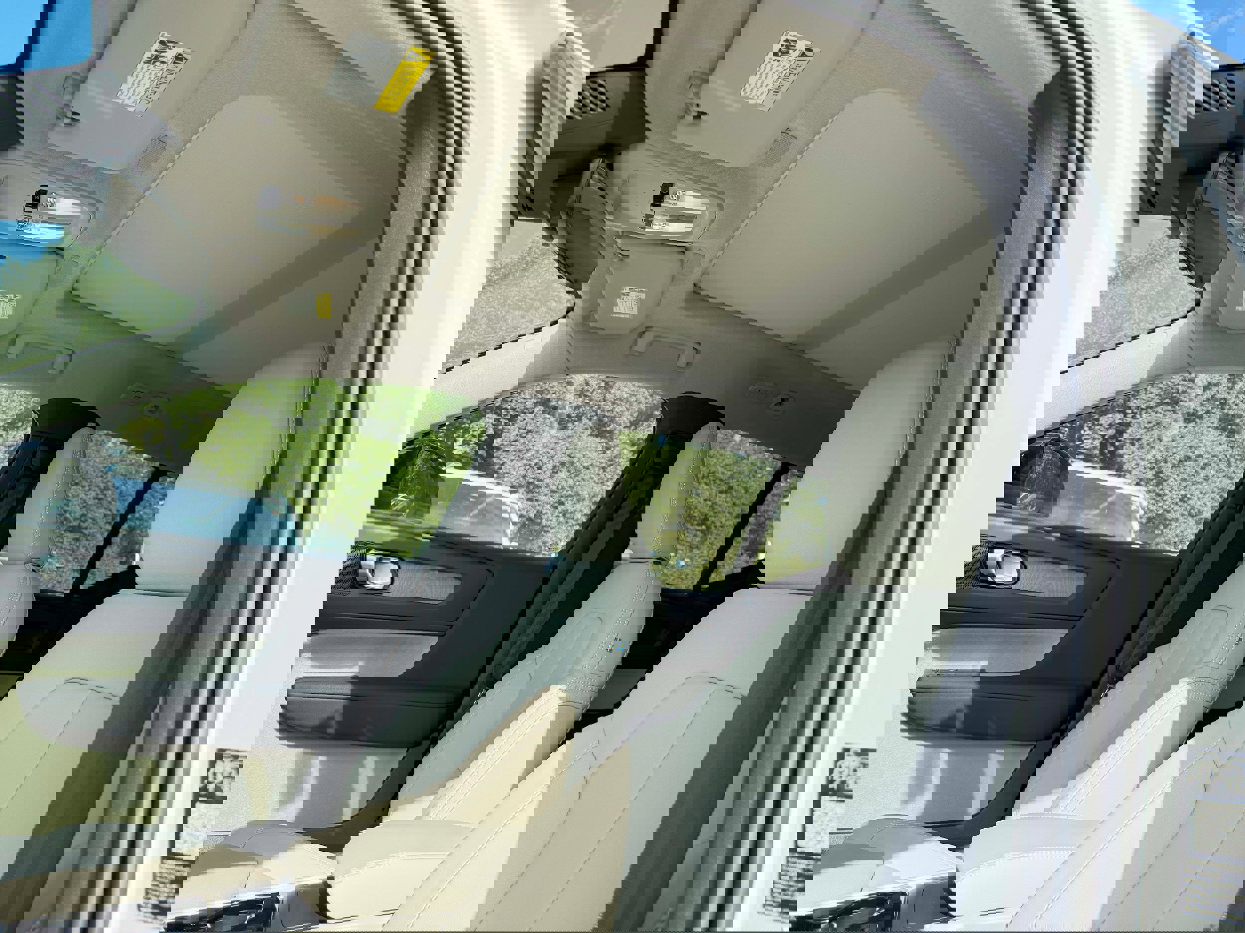 New 2026 Volvo XC40 B5 Plus w/ Protection Package Premier image 14