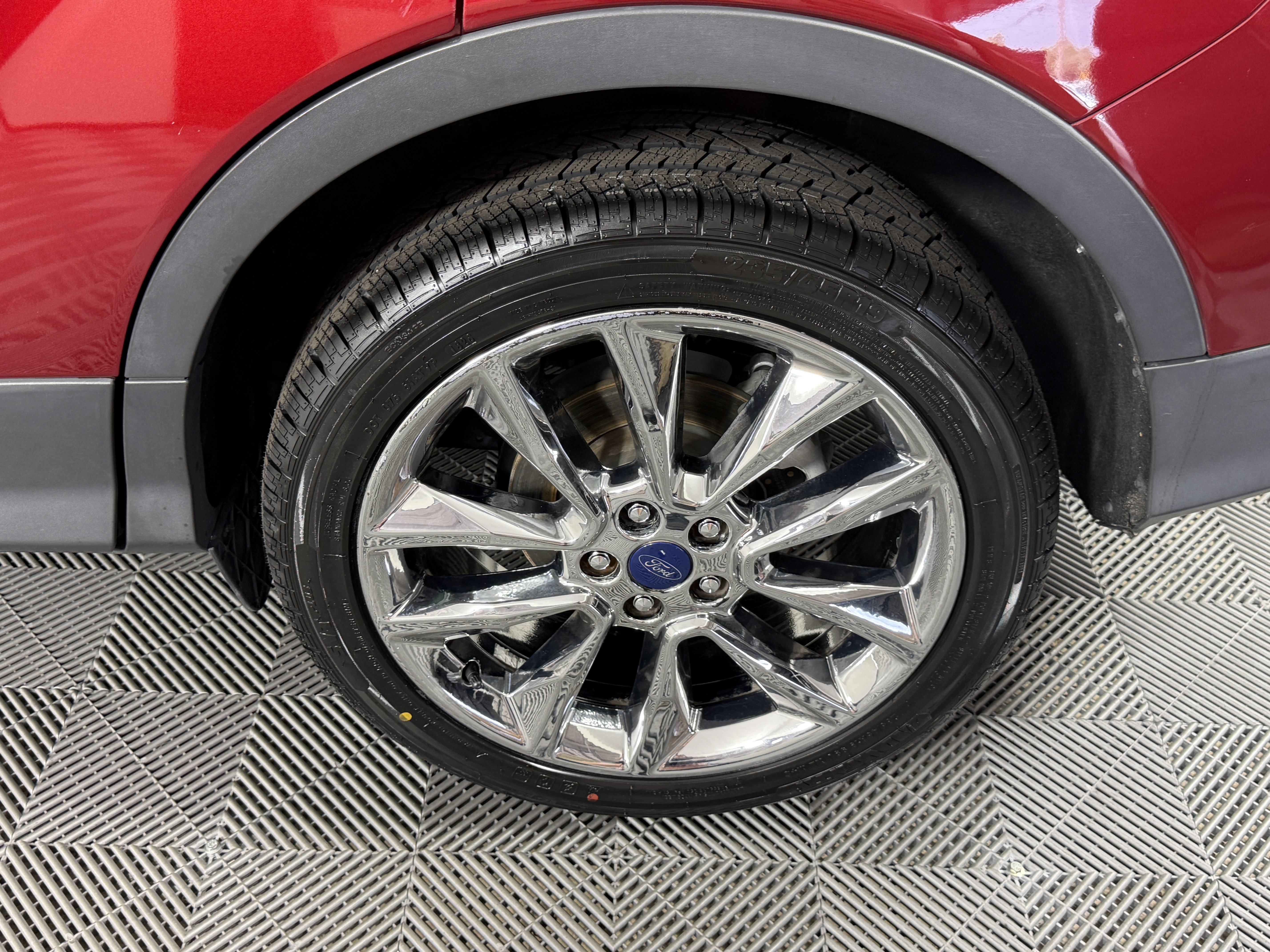Used 2014 Ford Escape SE w/ SE Chrome Package FWD image 14
