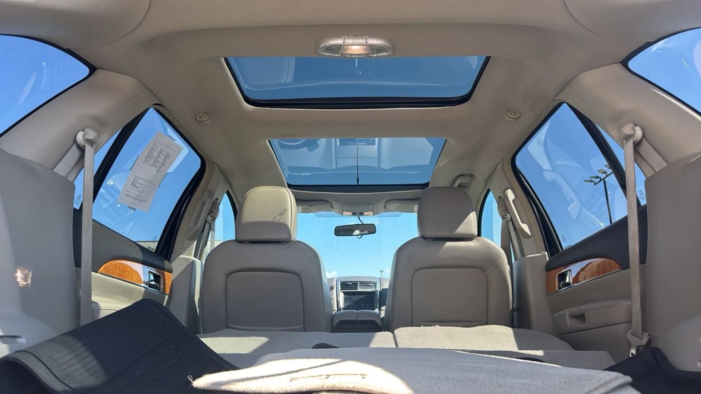 Used 2012 Lincoln MKX FWD w/ Wood Pkg image 36