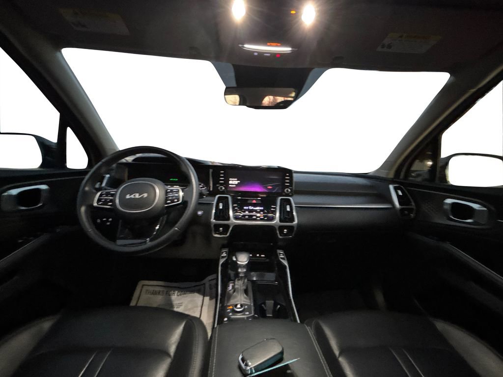 Certified 2022 Kia Sorento SX image 18