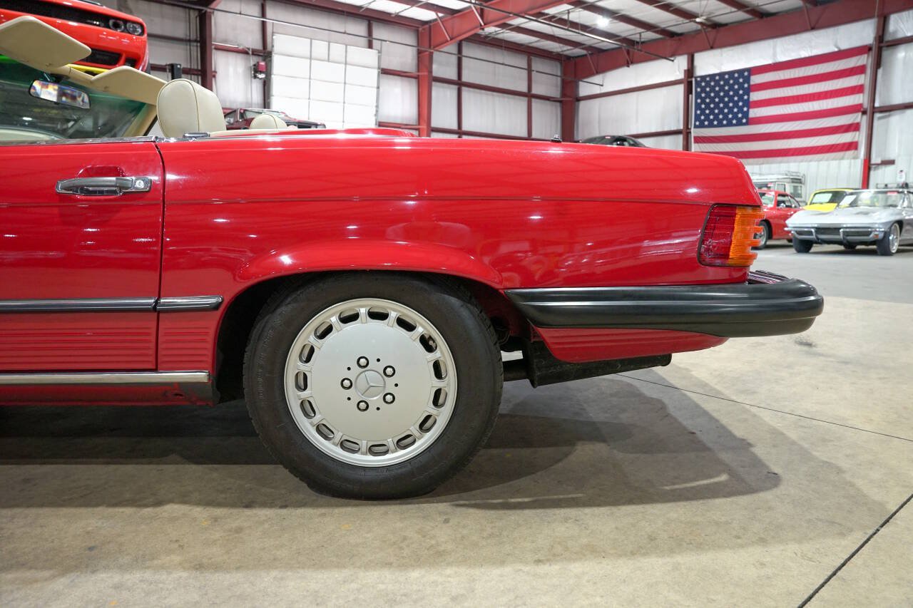 Used 1987 Mercedes-Benz 560 SL image 5