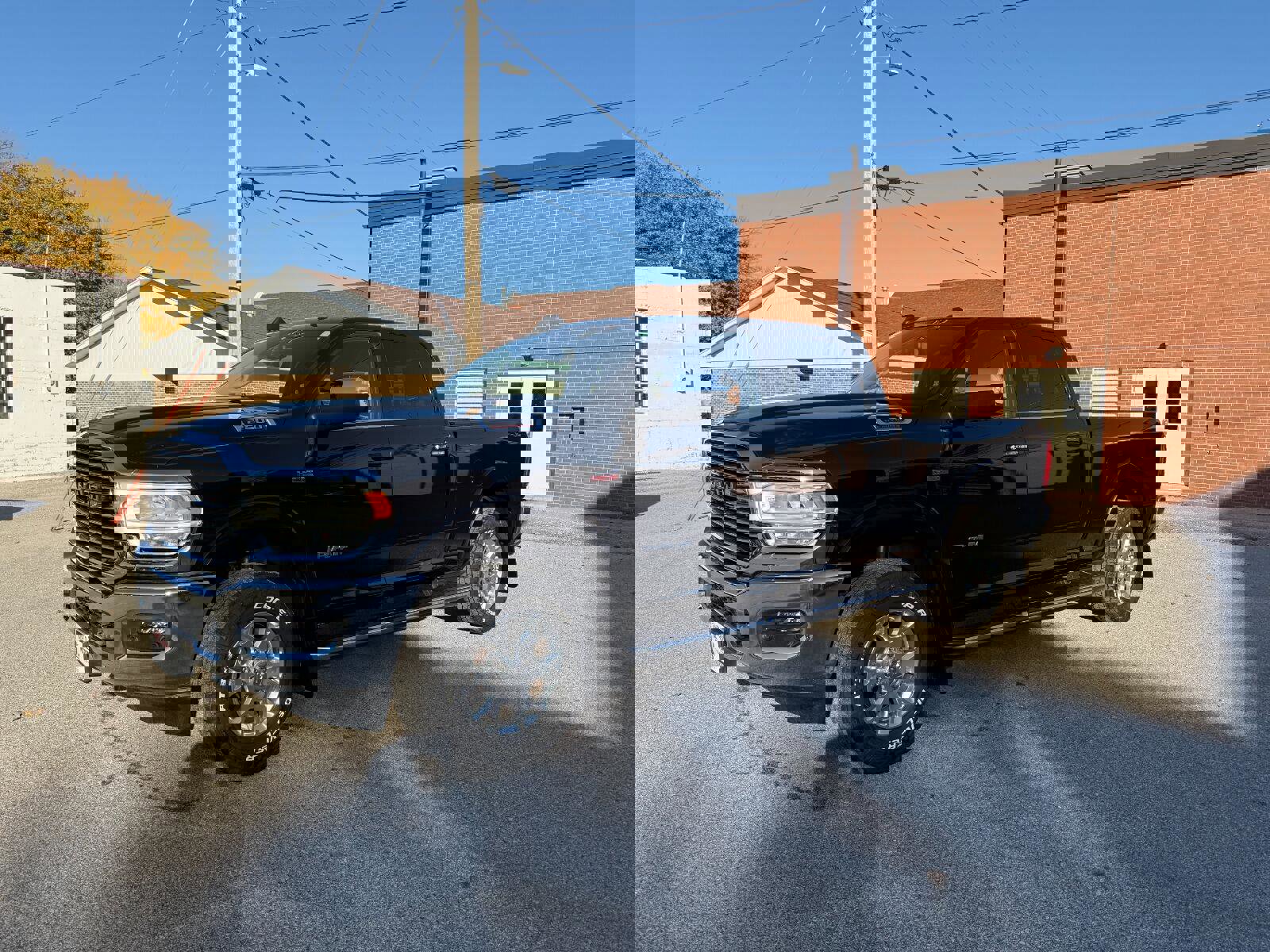 Used 2022 RAM 2500 Laramie image 1