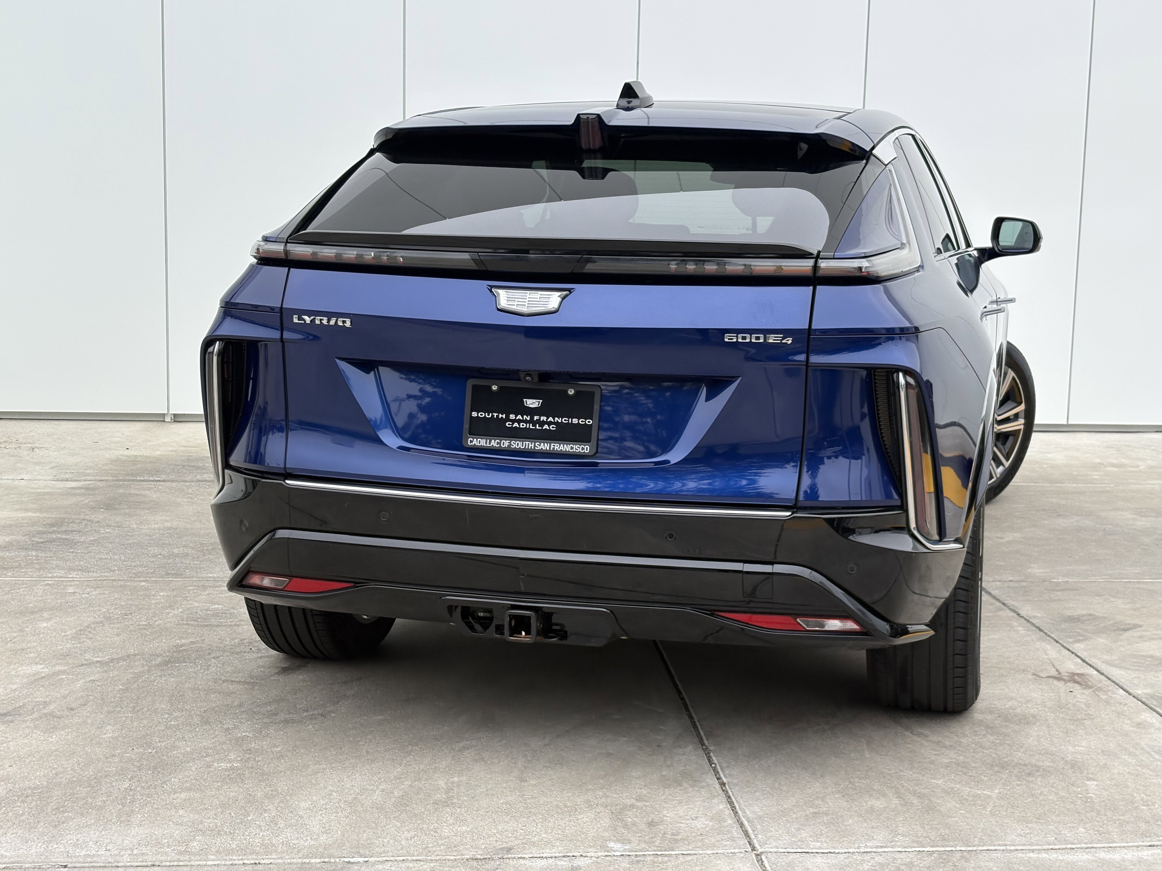 Used 2024 Cadillac Lyriq Sport AWD/4WD image 6
