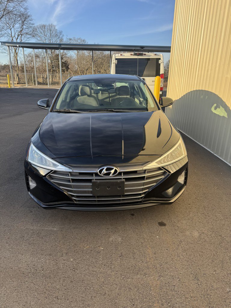 Used 2020 Hyundai Elantra Value Edition FWD image 1