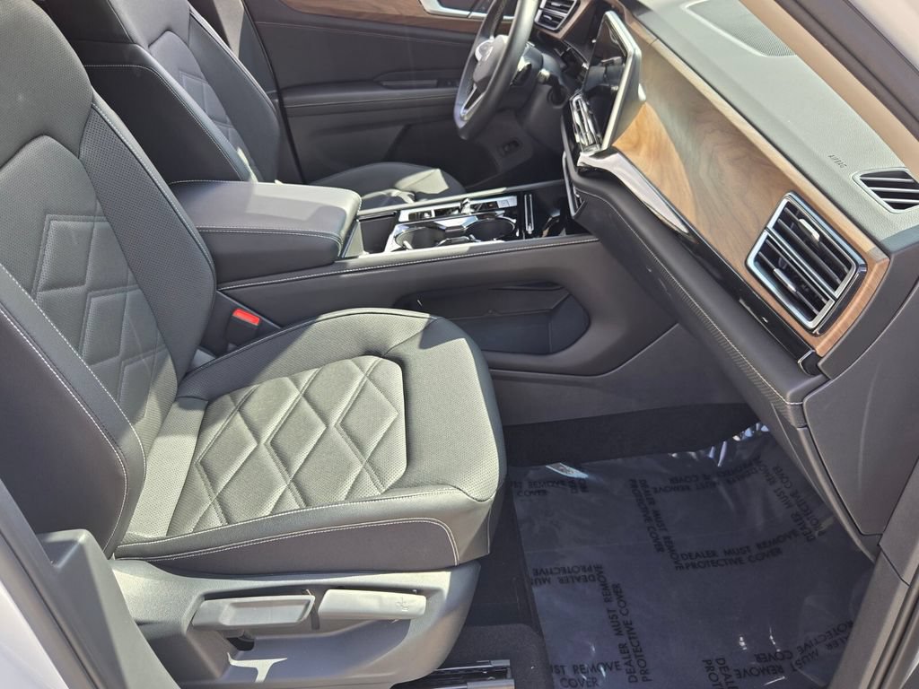 Certified 2026 Volkswagen Atlas SE FWD image 20