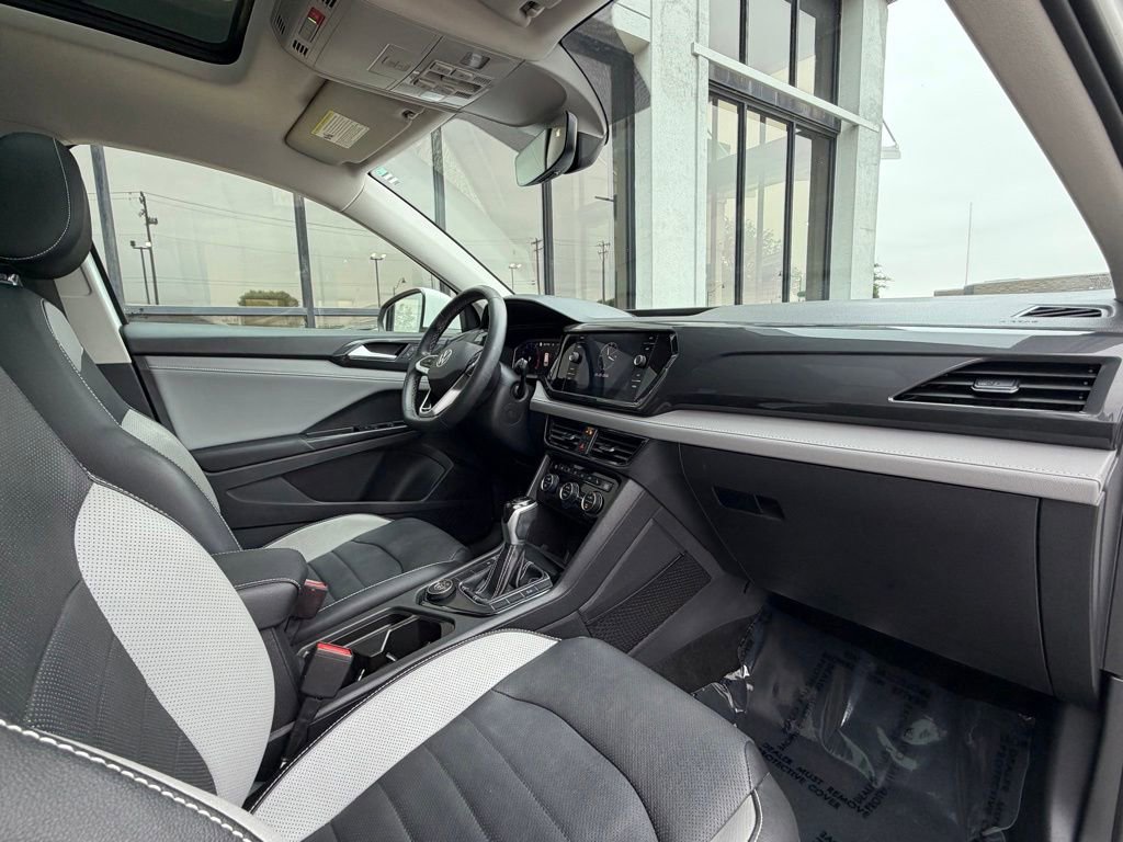 Used 2023 Volkswagen Taos SEL AWD/4WD image 31
