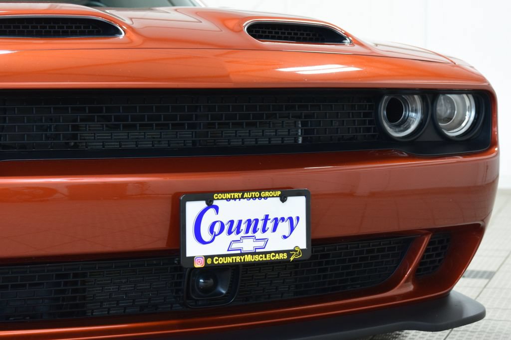 Used 2022 Dodge Challenger SRT Hellcat w/ Plus Package RWD image 11