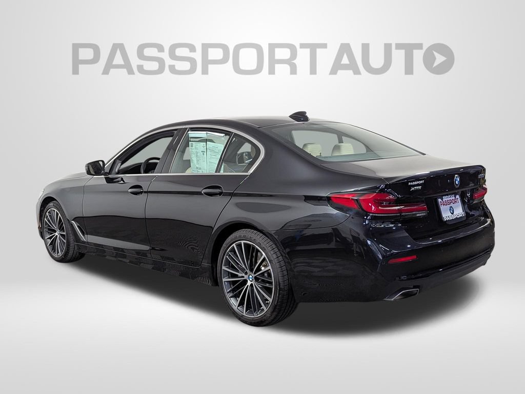 Used 2023 BMW 530i xDrive w/ Premium Package AWD/4WD image 3