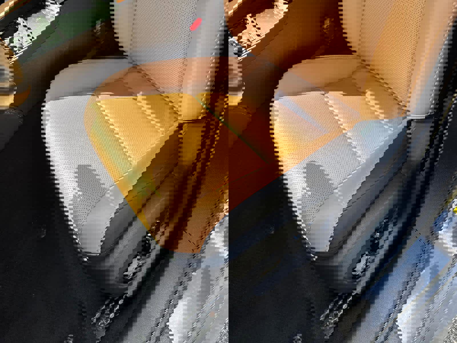 Used 2023 Lexus ES 350 w/ Premium Package image 17