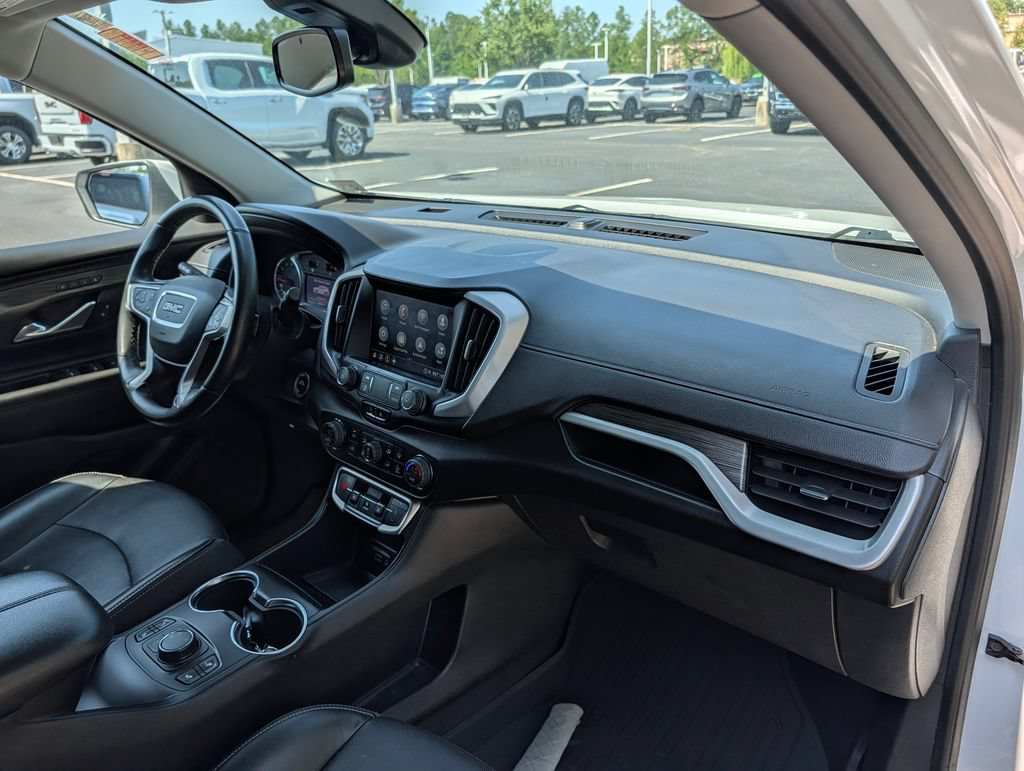 Used 2023 GMC Terrain SLT AWD/4WD image 18