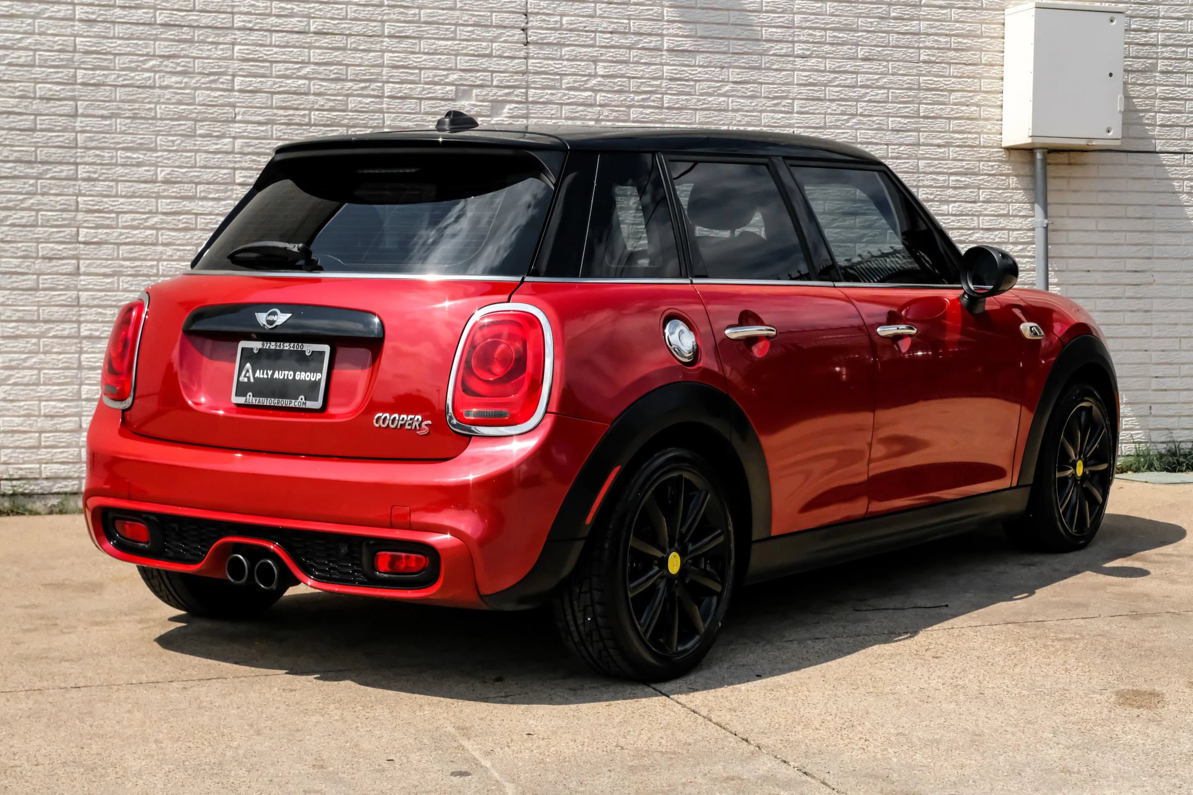 Used 2016 MINI Cooper S FWD image 8