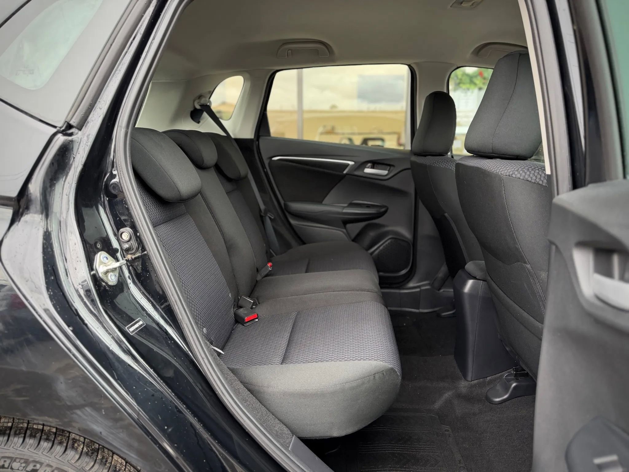 Used 2019 Honda Fit LX image 17