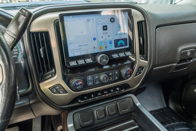 Used 2018 GMC Sierra 2500 Denali w/ Duramax Plus Package AWD/4WD image 26