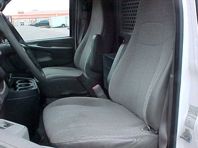 Used 2013 Chevrolet Express 3500 w/ Express Access Plus Package RWD image 10
