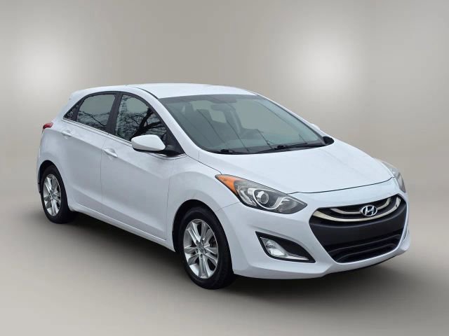 Used 2014 Hyundai Elantra GT image 3