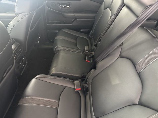Used 2025 Honda Pilot EX-L image 30