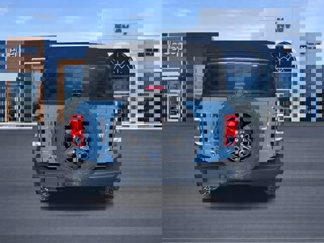 Used 2023 Ford Bronco Black Diamond image 5