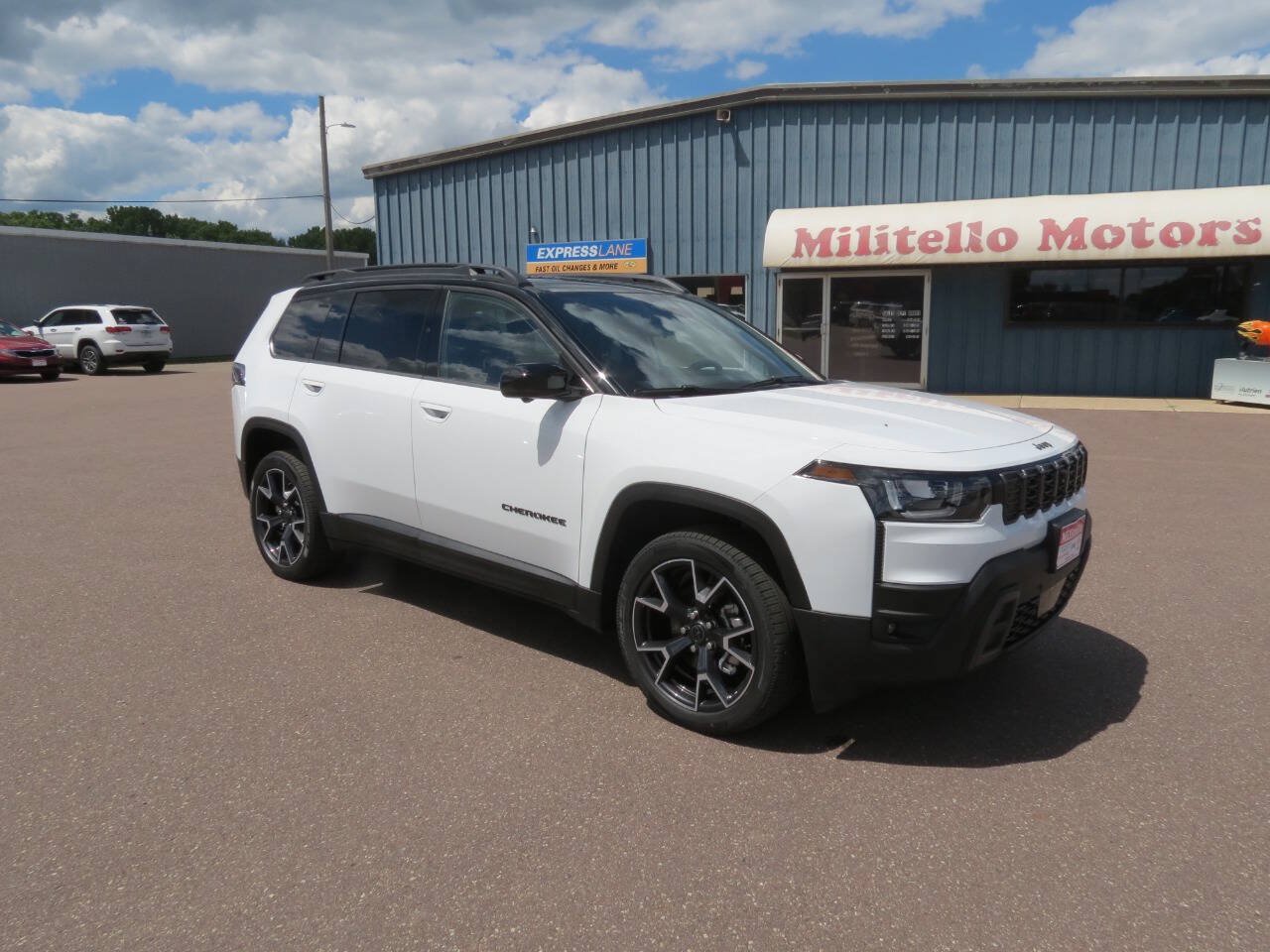 New 2026 Jeep Cherokee Overland w/ Advanced Pro Tech Group AWD/4WD image 2
