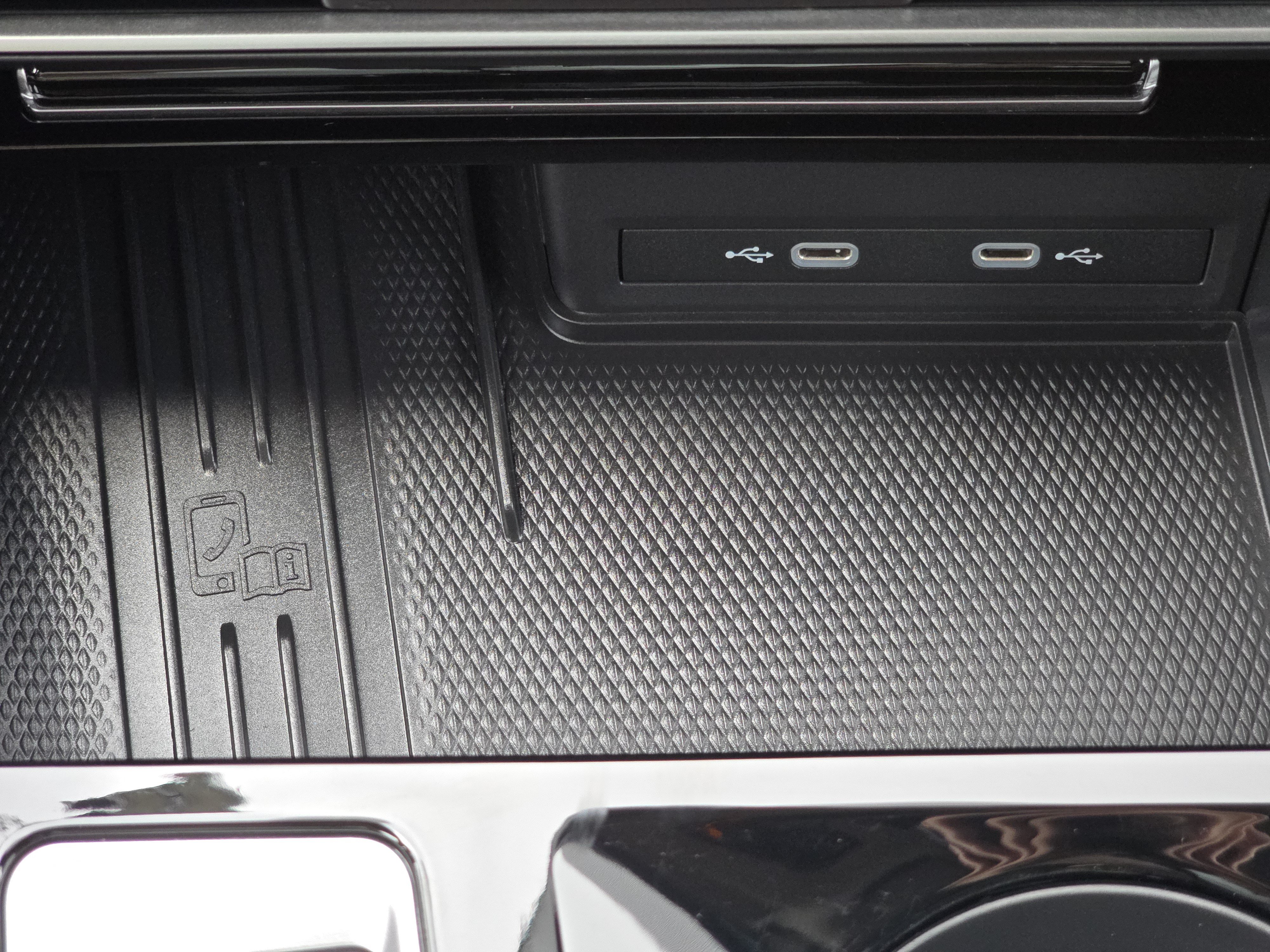 Certified 2026 Volkswagen Atlas SE AWD/4WD image 12