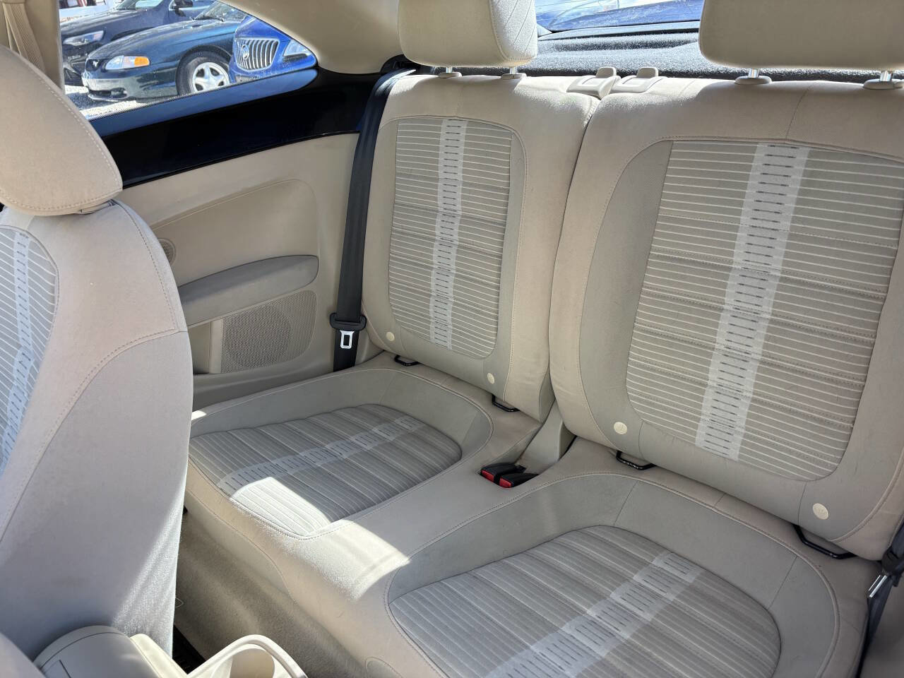 Used 2013 Volkswagen Beetle 2.0T FWD image 8