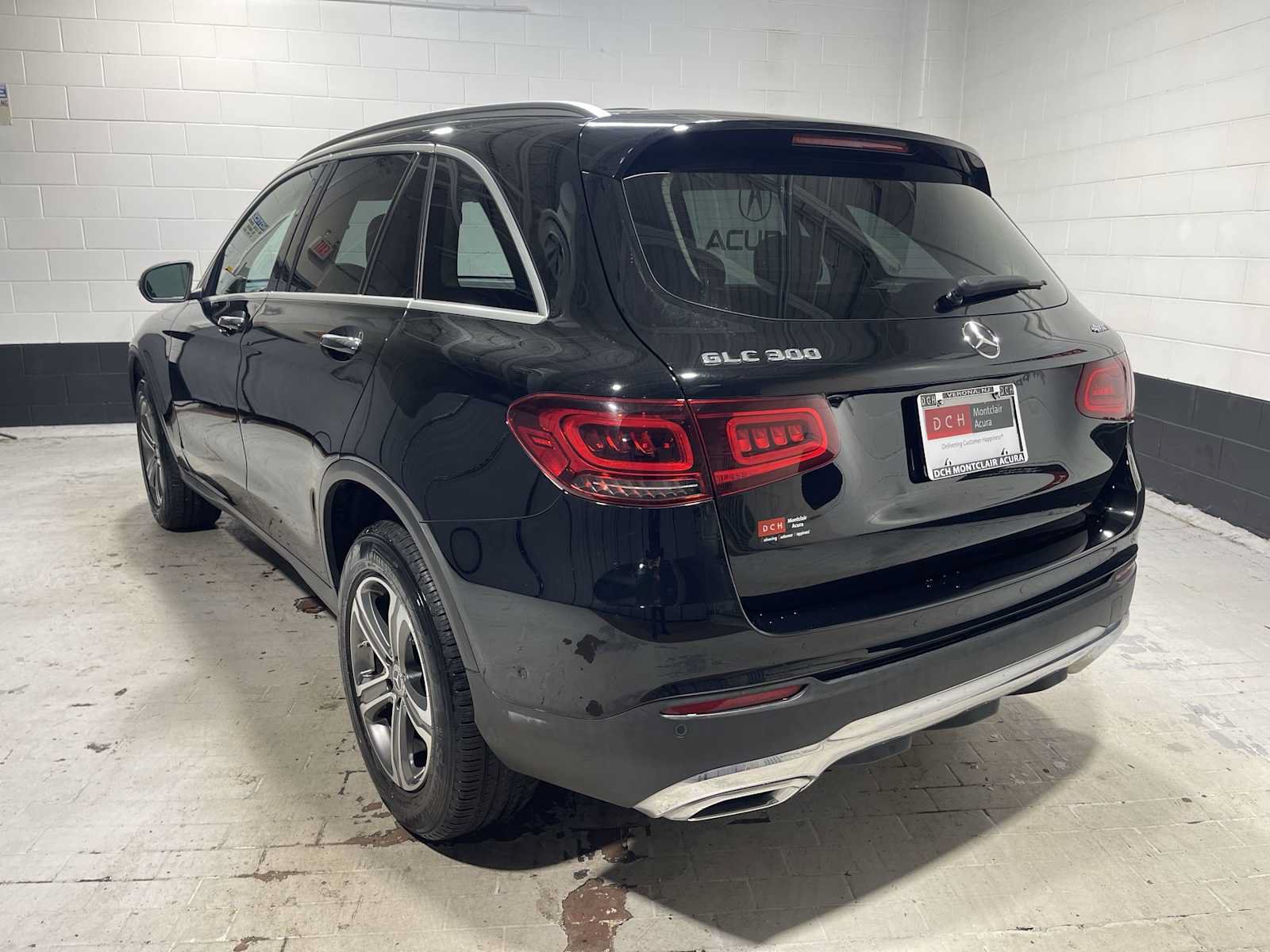 Used 2022 Mercedes-Benz GLC 300 4MATIC image 4