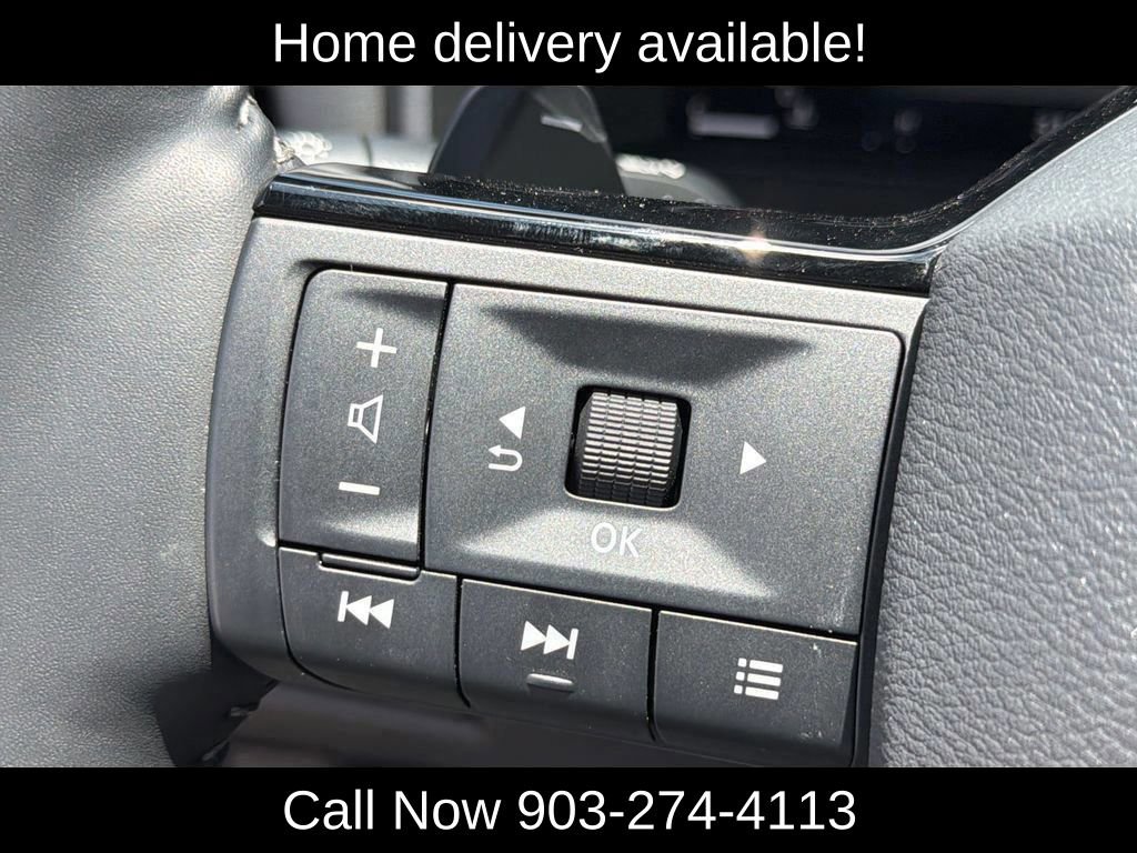 Used 2026 Nissan Rogue SL FWD image 24
