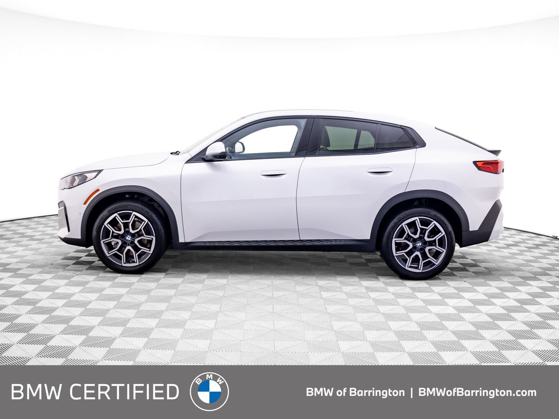 Used 2025 BMW X2 xDrive28i AWD/4WD video 2