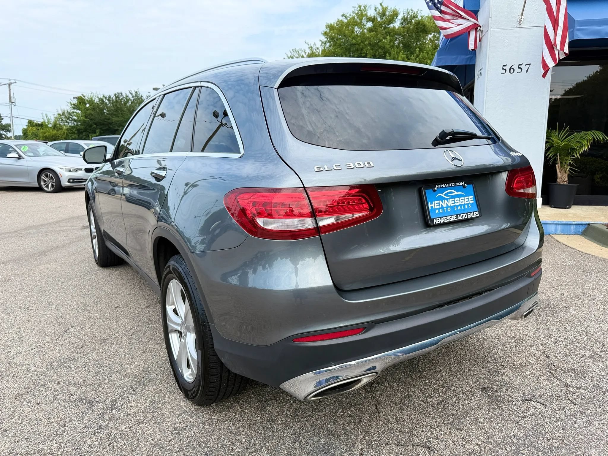 Used 2016 Mercedes-Benz GLC 300 4MATIC w/ Multimedia Package image 13