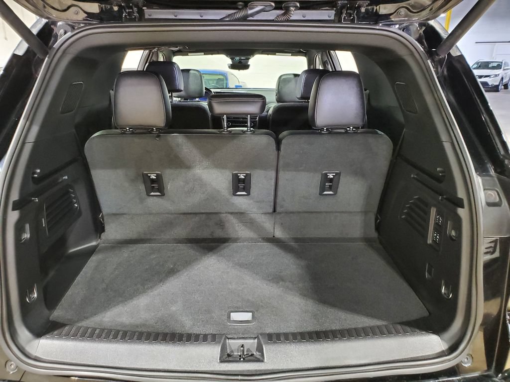 Used 2025 Chevrolet Traverse High Country FWD image 44