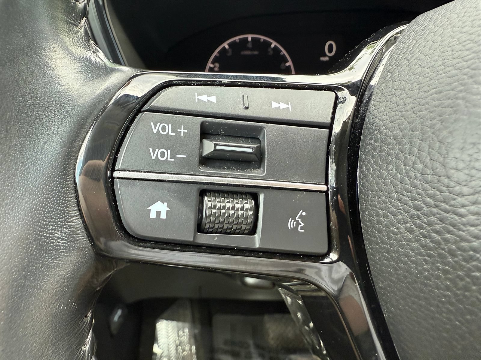 Used 2023 Honda CR-V EX-L image 34