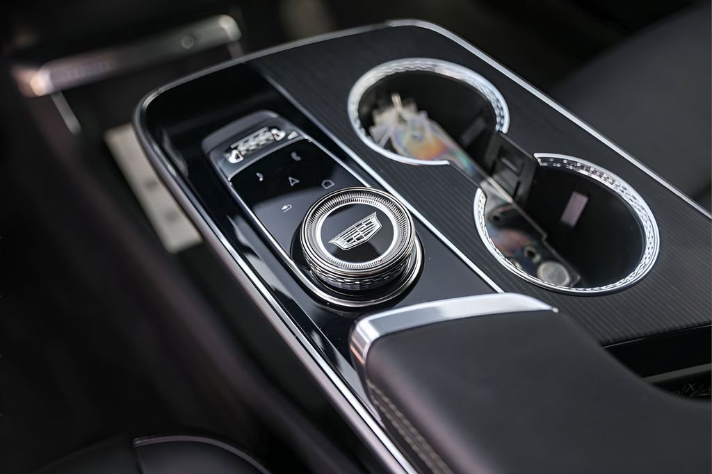 Certified 2024 Cadillac Lyriq Sport image 19