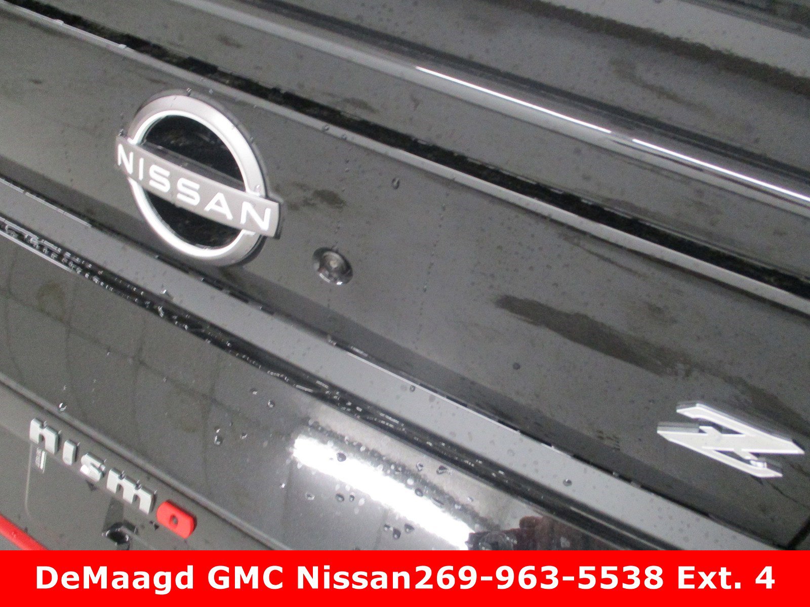 New 2024 Nissan Z NISMO w/ Floor Mat Package image 8