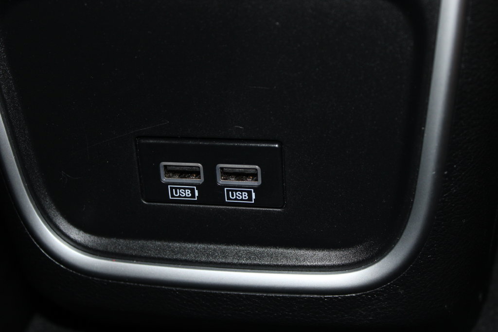 Used 2023 Chrysler 300 Touring AWD/4WD image 31
