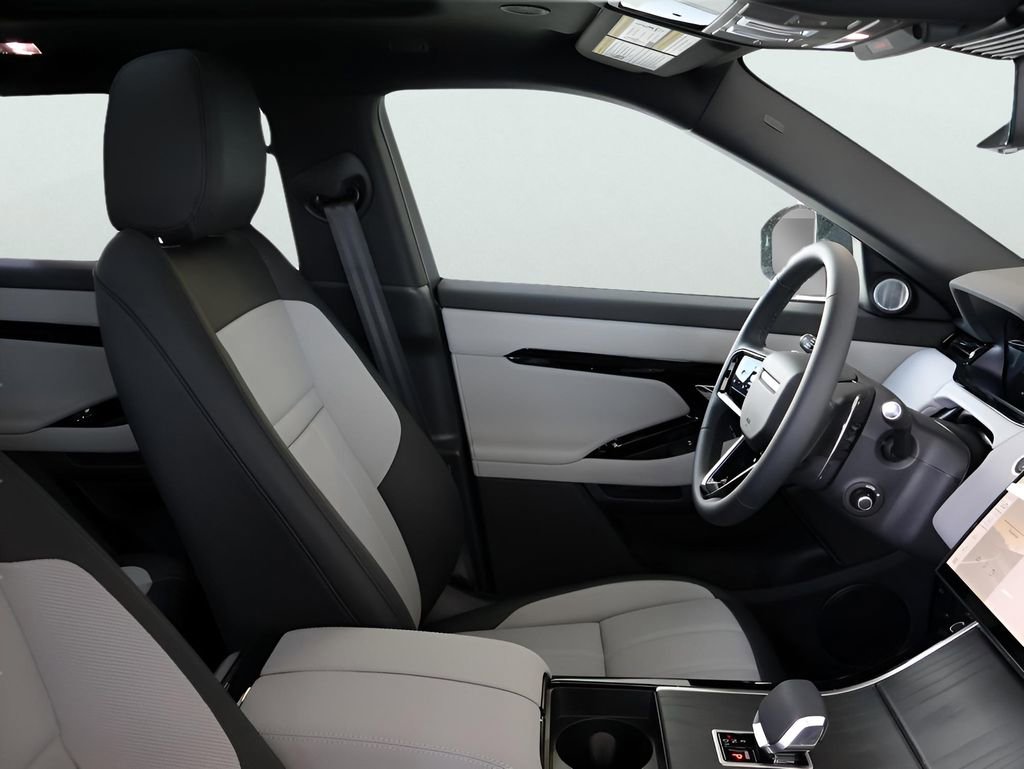 New 2026 Land Rover Range Rover Evoque Dynamic SE image 17