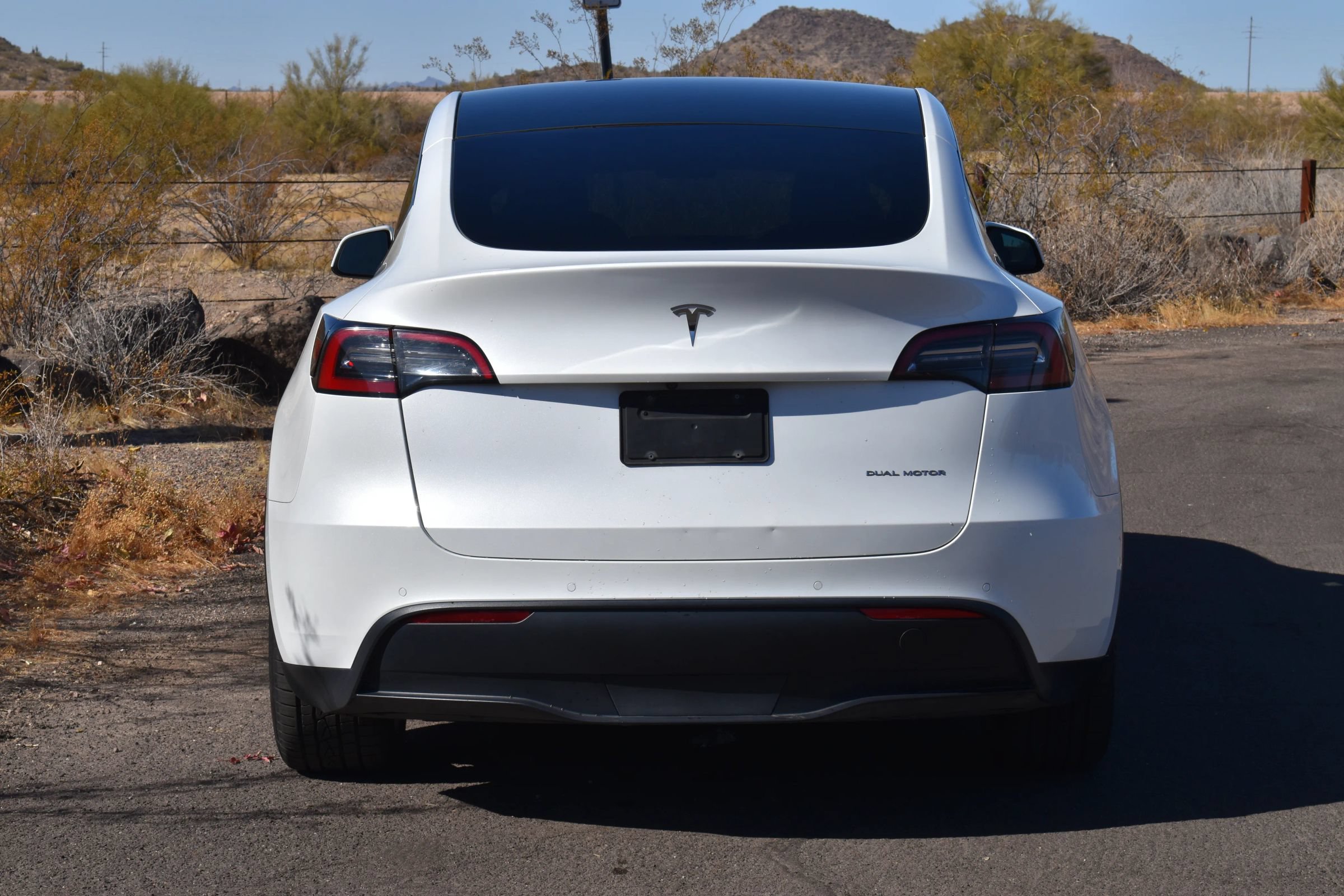 Used 2023 Tesla Model Y Long Range AWD/4WD image 4