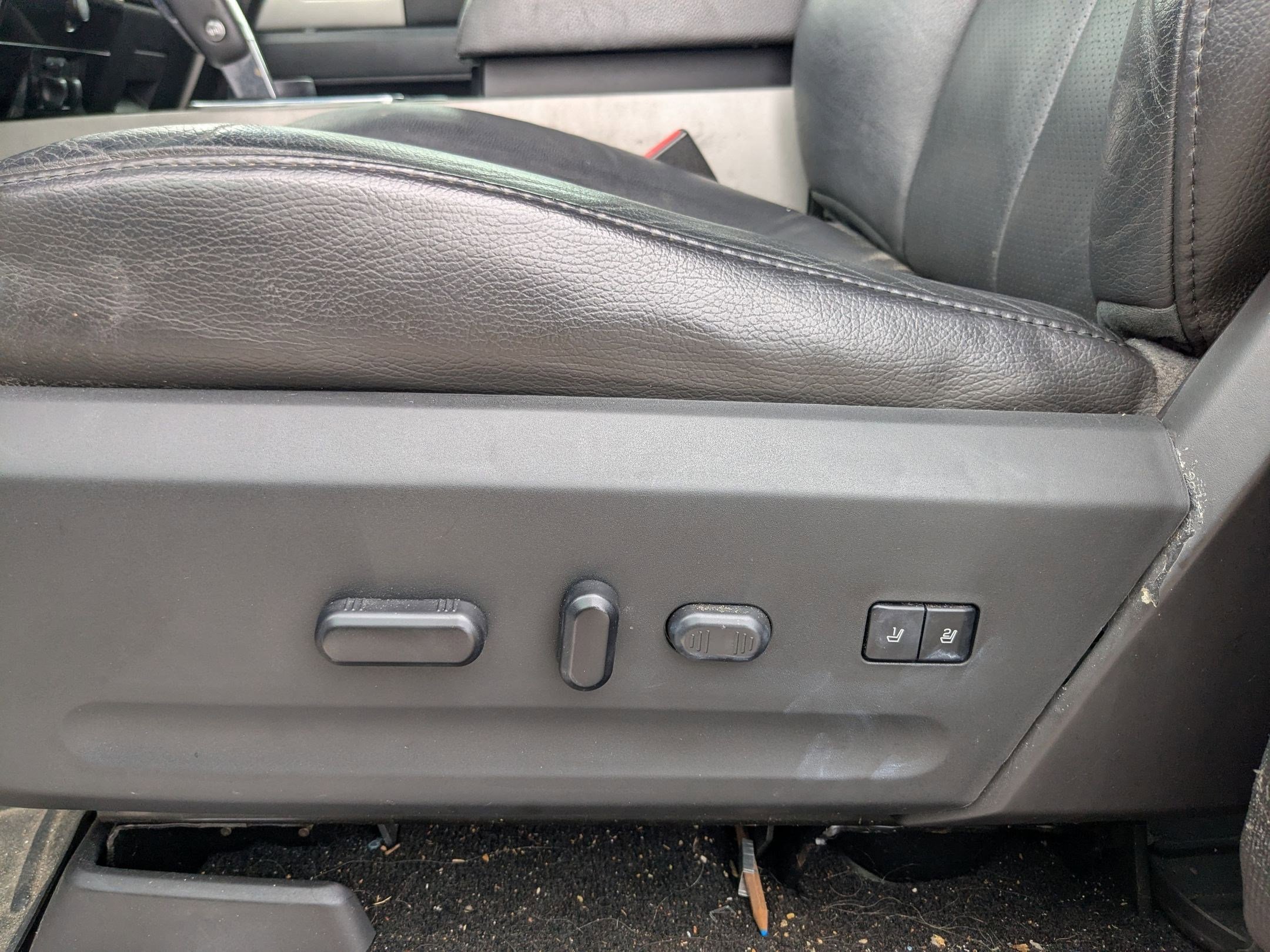 Used 2014 Ford Expedition Limited w/ Equipment Group 301A RWD image 10