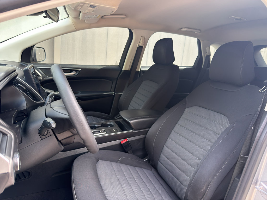 Used 2022 Ford Edge SE AWD/4WD image 11