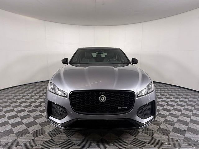 Certified 2025 Jaguar F-PACE R-Dynamic S image 9