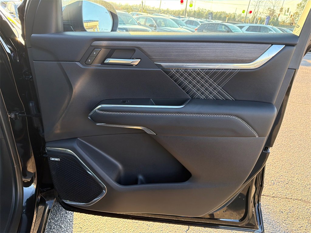 Used 2025 GMC Acadia Denali image 14