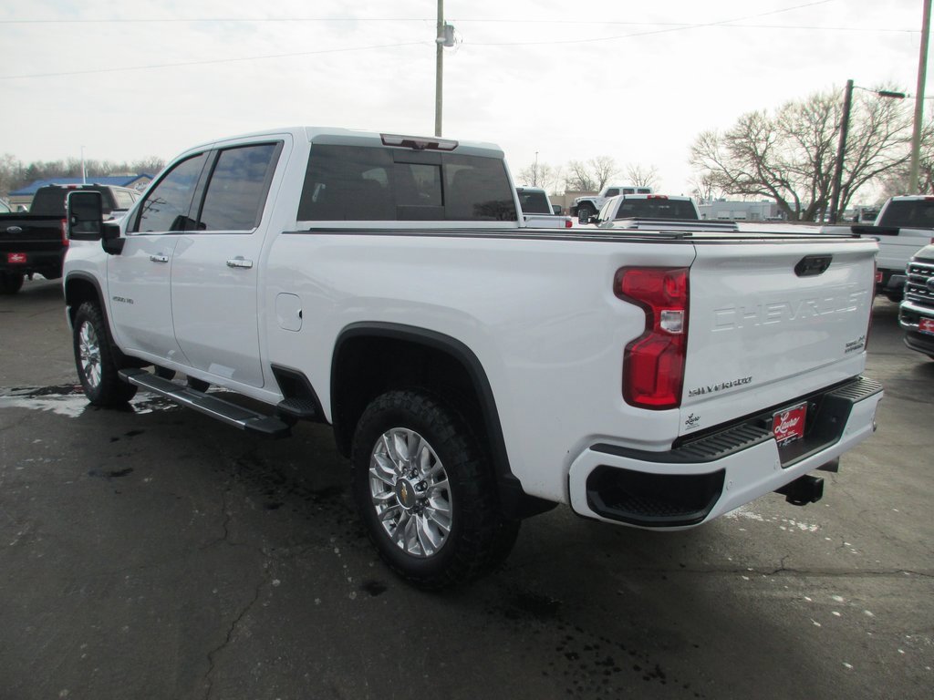 Used 2022 Chevrolet Silverado 2500 High Country image 9