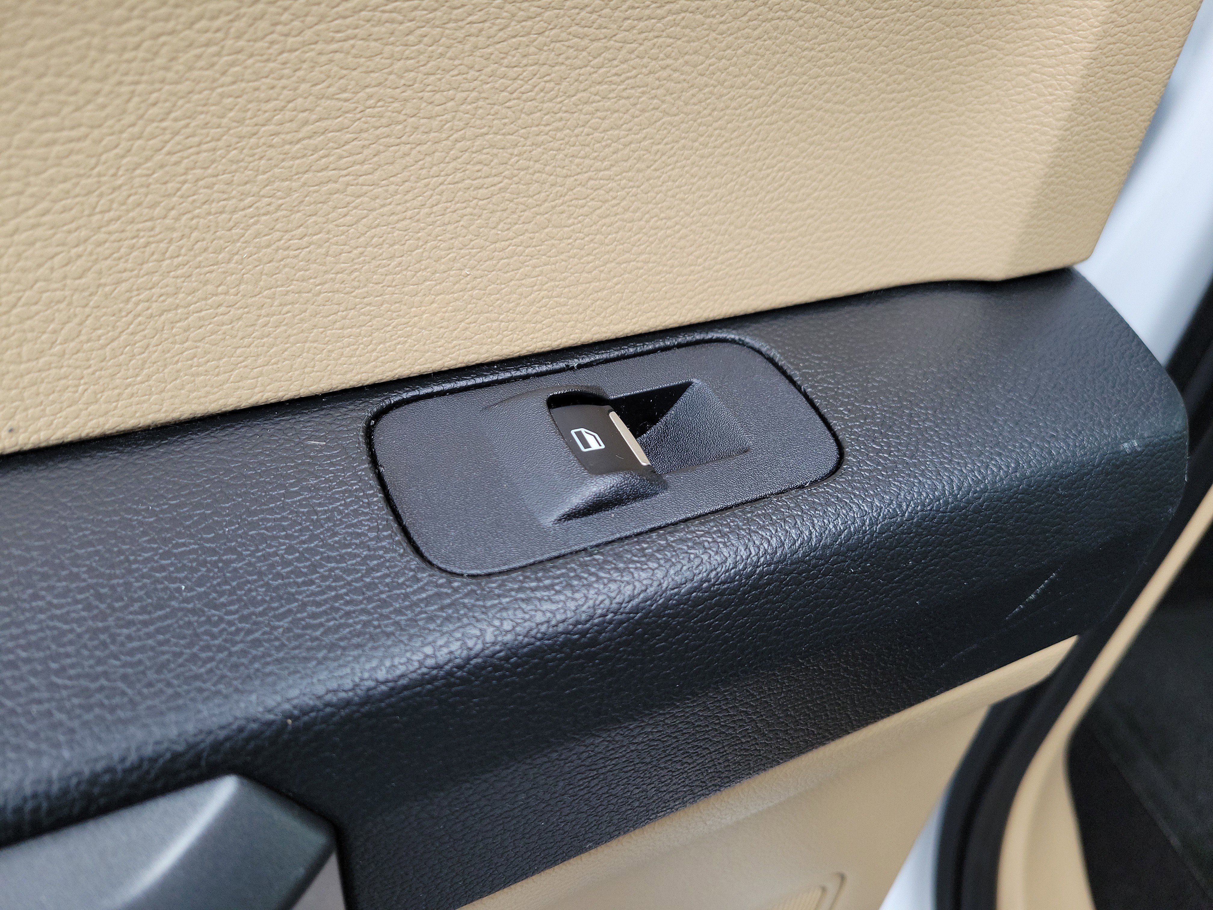 Used 2016 Ford F150 XLT w/ Equipment Group 302A Luxury image 15