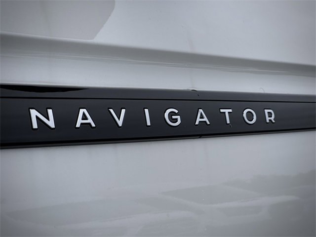 New 2025 Lincoln Navigator Black Label image 21