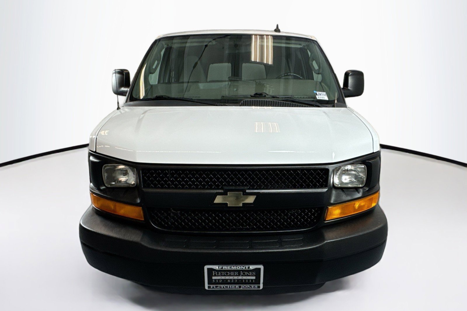 Used 2016 Chevrolet Express 2500 LS image 2