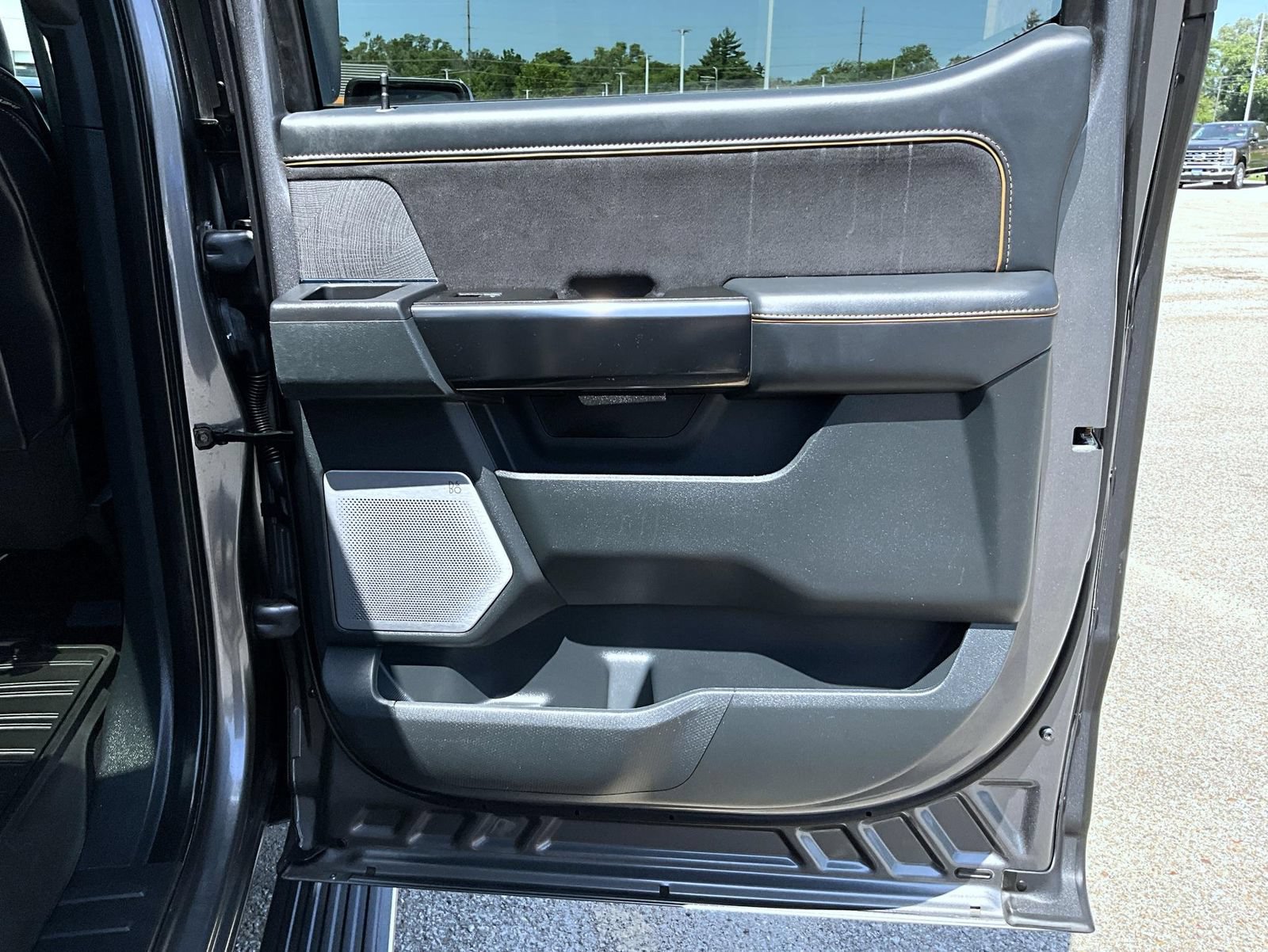 Used 2021 Ford F150 Platinum w/ Equipment Group 701A High AWD/4WD image 21
