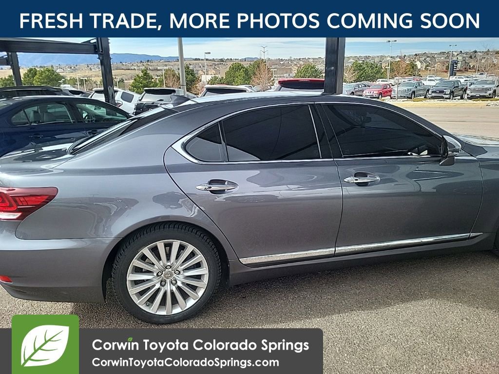 Used 2014 Lexus LS 460 AWD w/ Comfort Package image 6