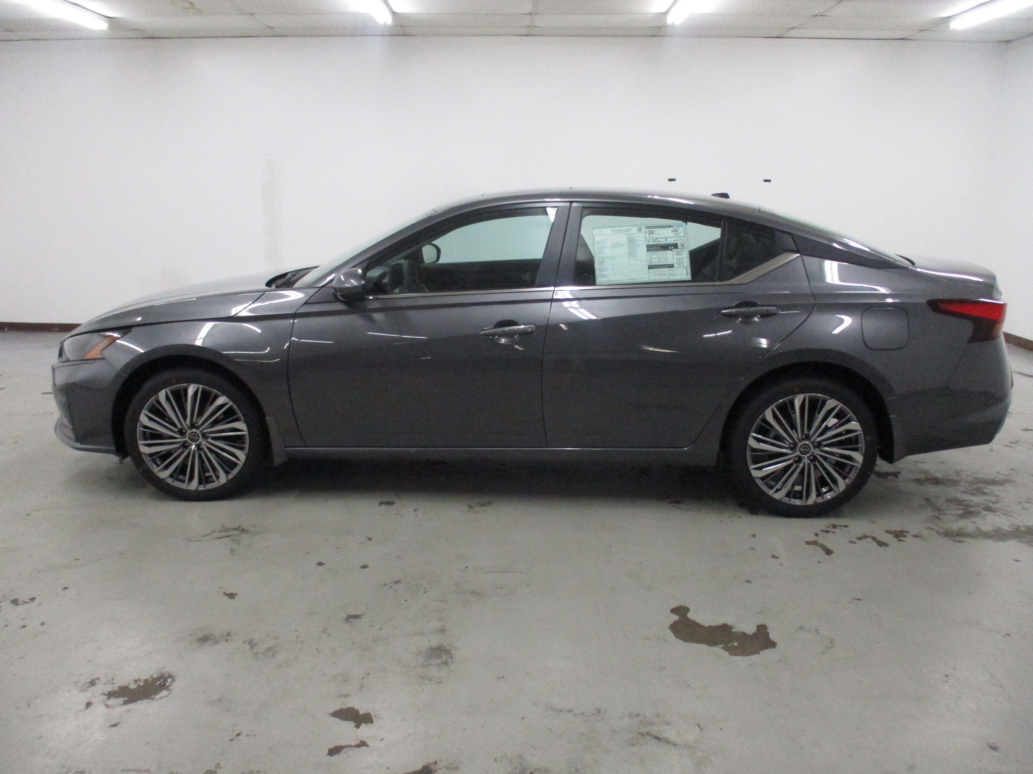 New 2026 Nissan Altima 2.5 SV w/ SV Premium Package AWD/4WD image 11